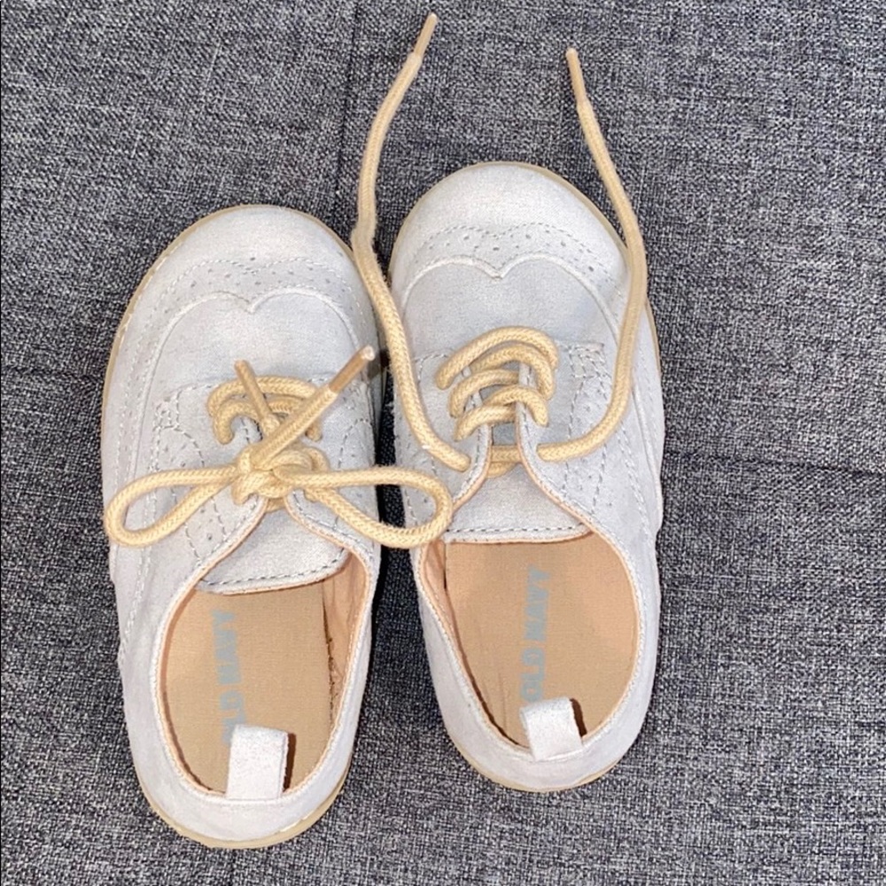 Old navy dress shoes
